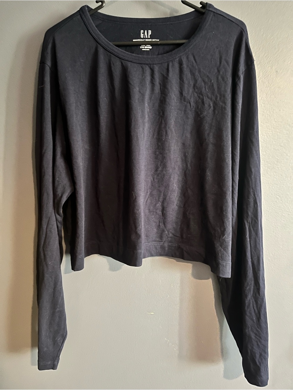 GAP Women's Navy Long Sleeve Crewneck Tee